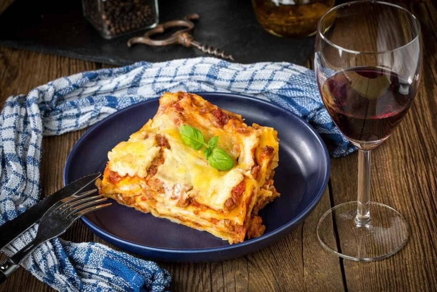 4-Tips-on-How-to-Pair-The-Wine-with-your-lasagna-Properly
