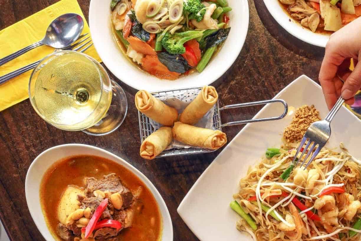 Best-Wines-to-Drink-with-Thai-Food