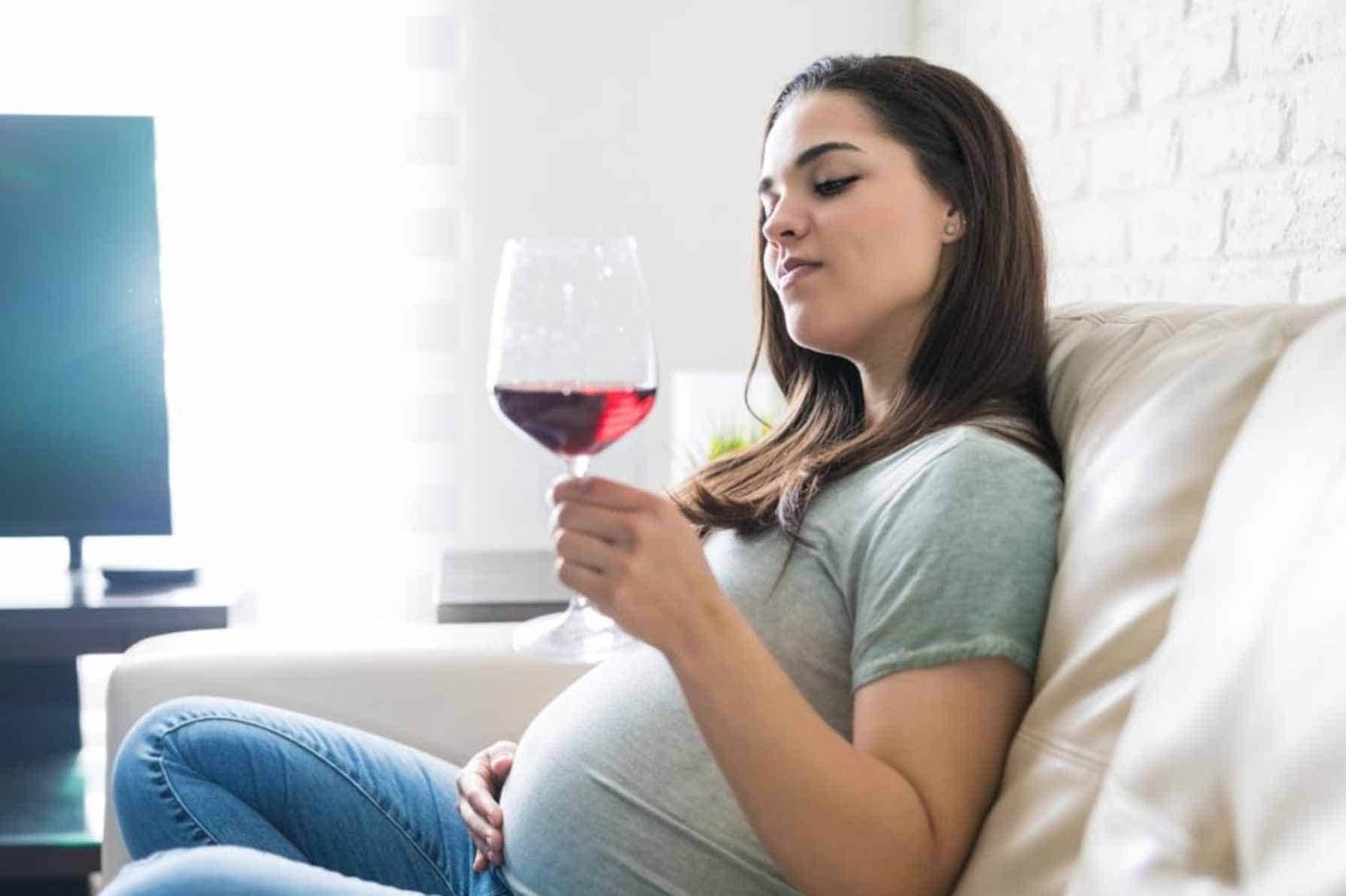 Can-A-Pregnant-Woman-Drink-Wine