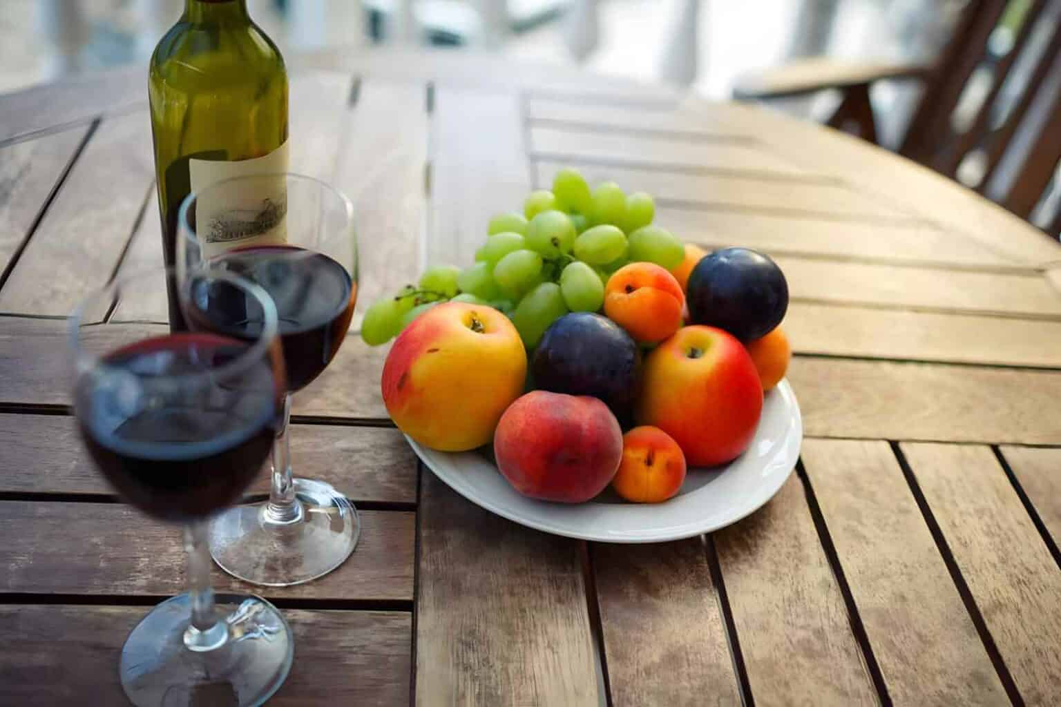 Fruits-with-wine