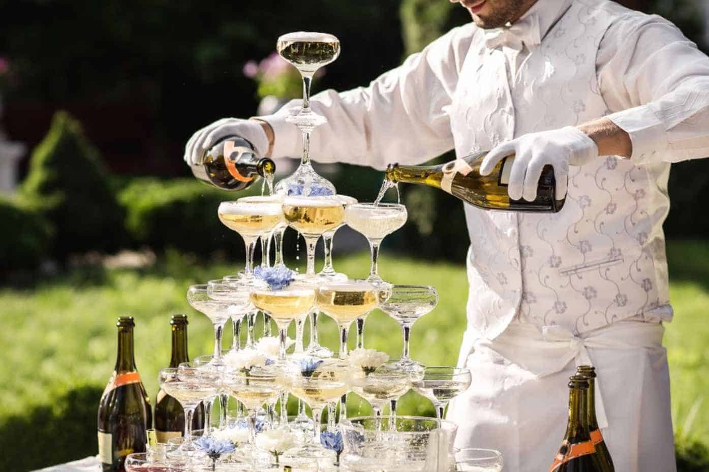 How-Much-Should-You-Spend-on-Buying-Wine-for-a-Wedding