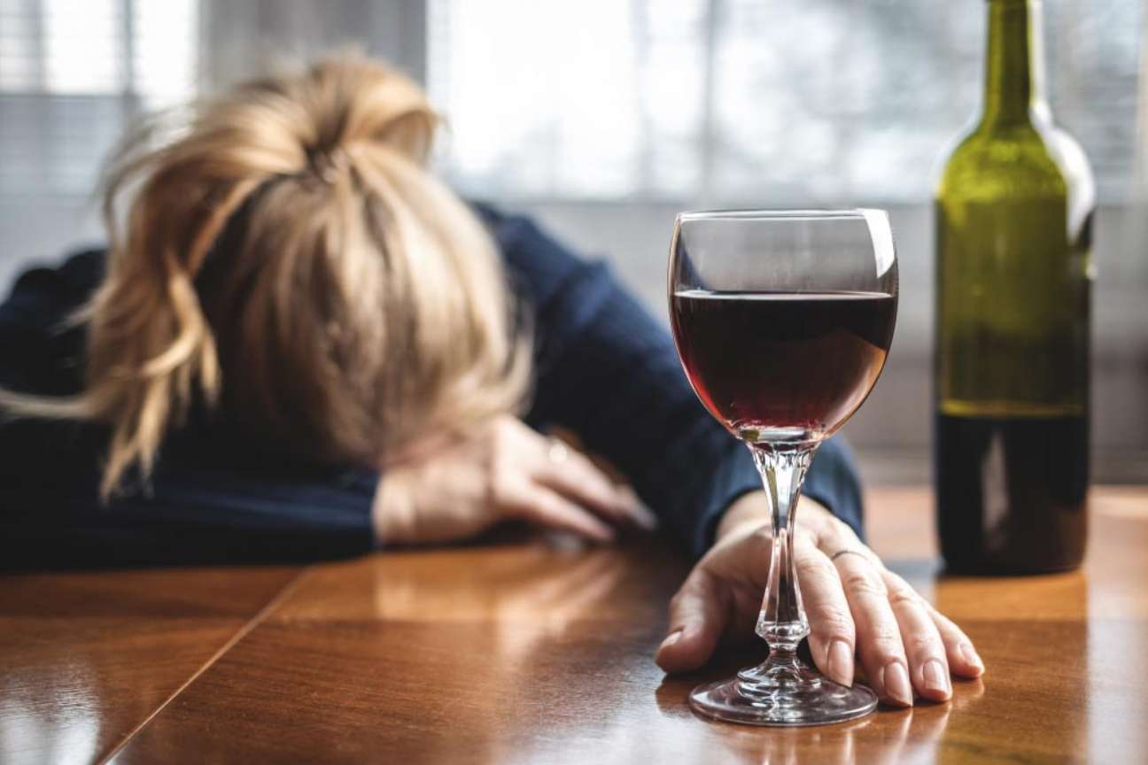 Red-Wine-and-Their-Effect-on-Sleep