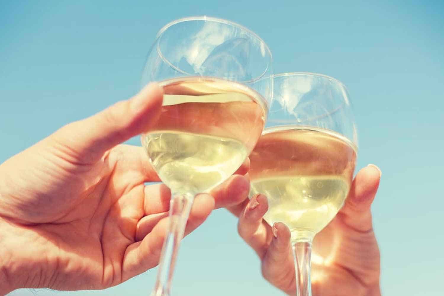 The-Best-Ways-To-Drink-Moscato-Wine