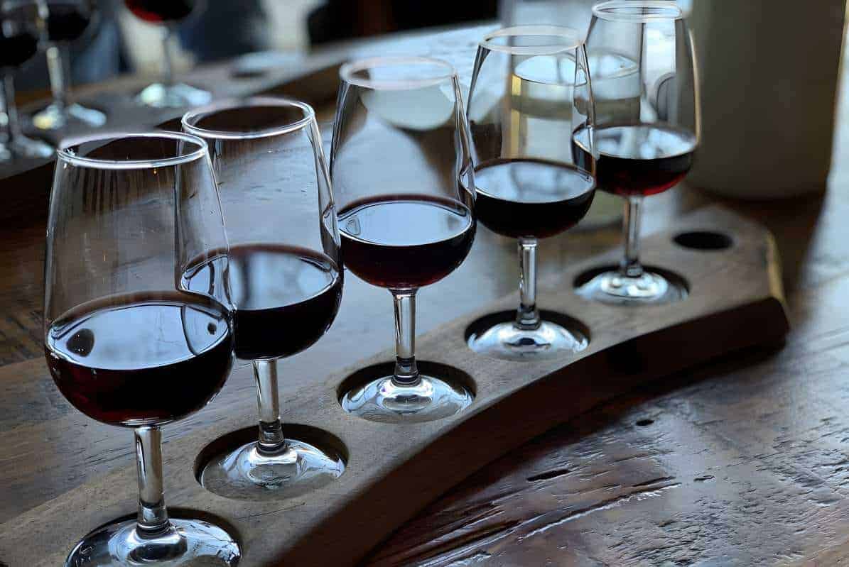 The-Ultimate-Guide-to-Wine-Flight