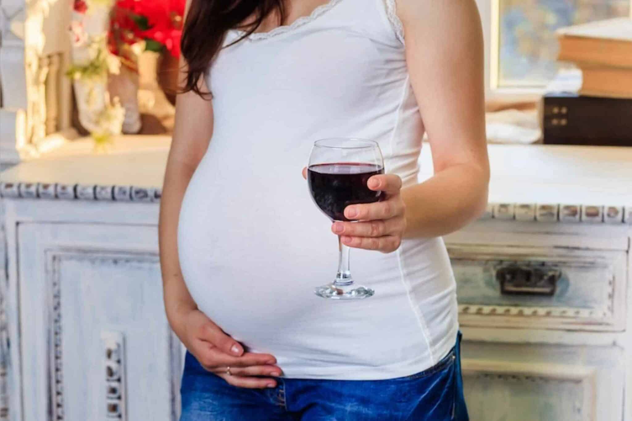 What-Kind-of-Wine-Can-a-Pregnant-Woman-Drink