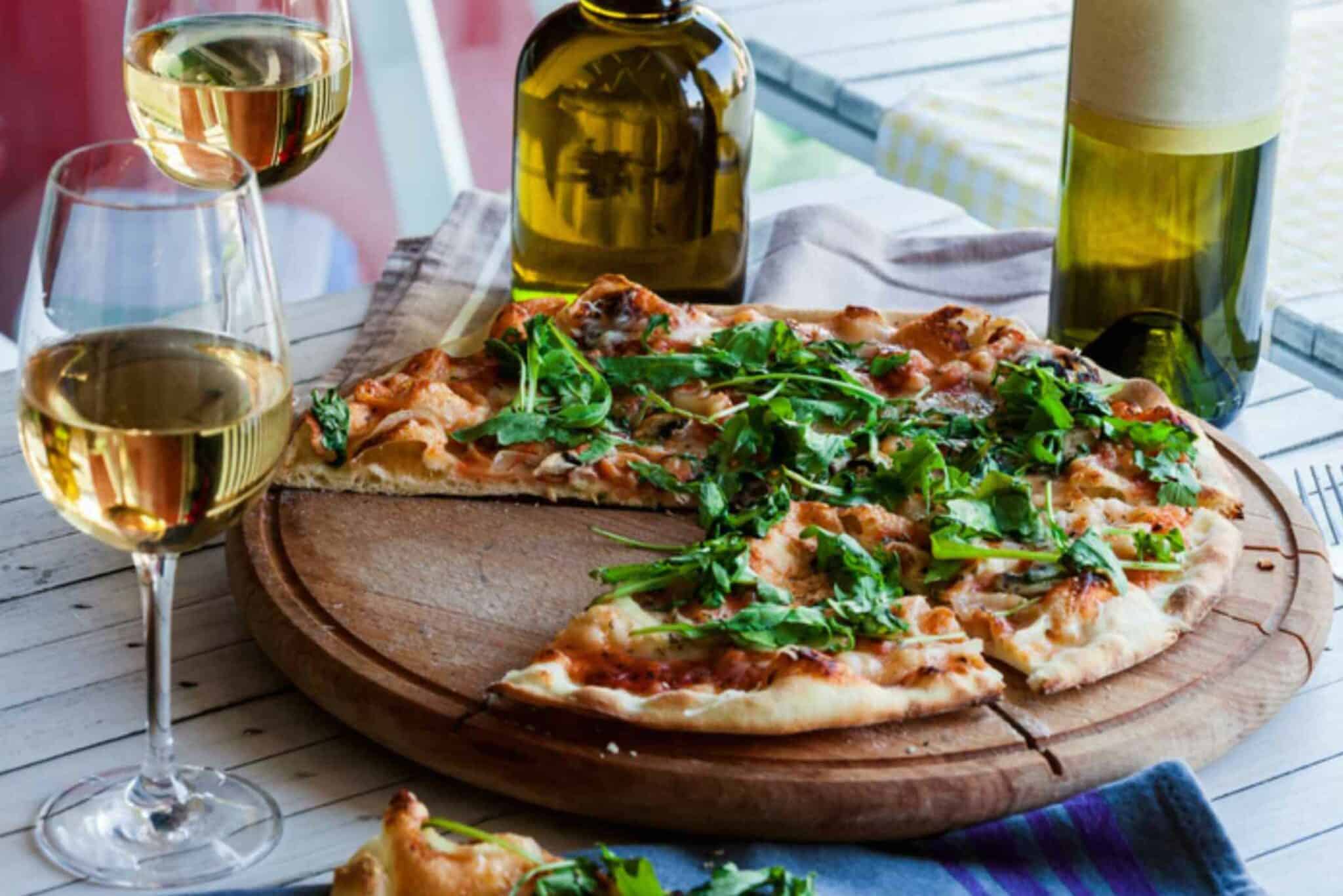What-Wine-Goes-Best-with-Pizza