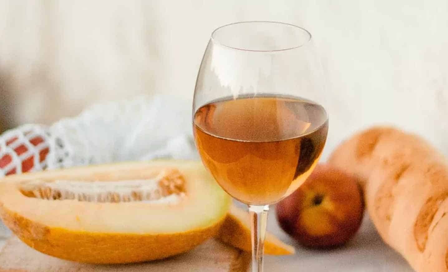 What-are-the-health-benefits-of-peach-wine