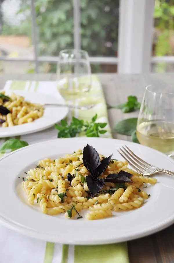 Fresh Herb Gemelli Pasta