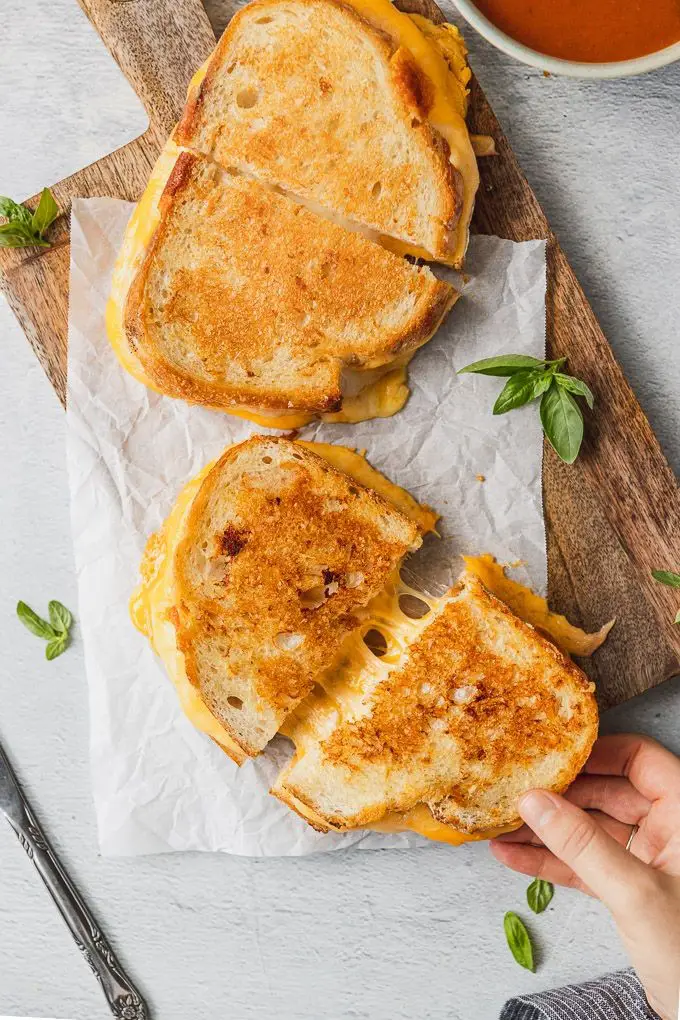 4-Cheese Garlic Grilled Cheese