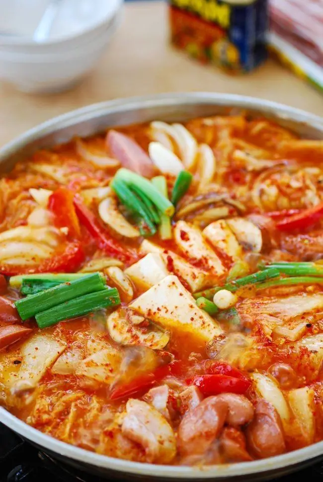 Budaae Jjigae (Army Stew)