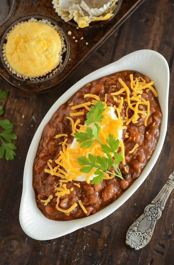 Slow Cooker Bean Chili With Cornbread Muffins