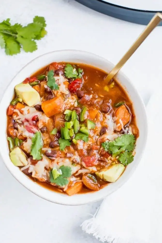 Slow Cooker Sweet Potato Black Bean Chili