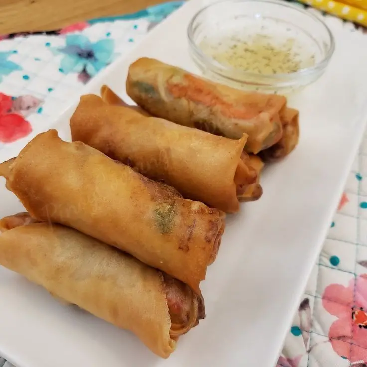 Lumpiang Togue (Mung Bean Sprouts Spring Rolls)