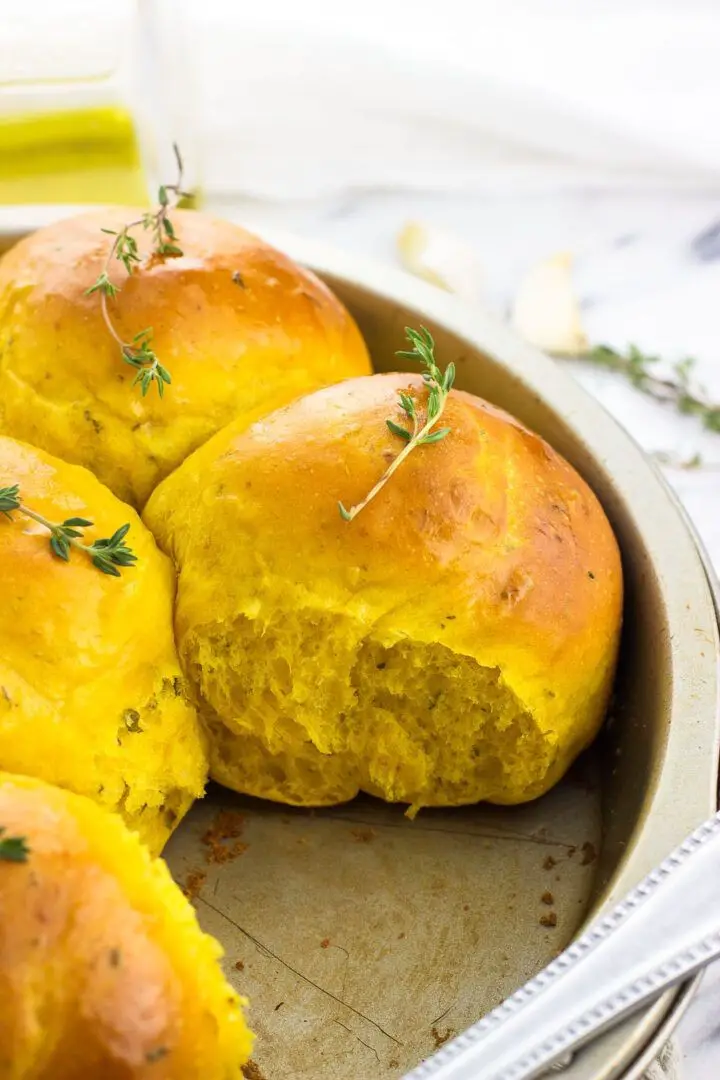 Garlic and Herb Pumpkin Dinner Rolls