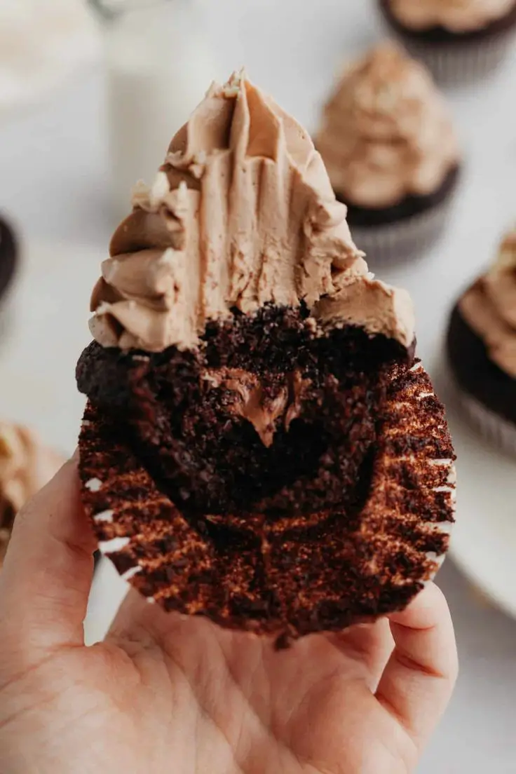 Nutella-Filled Cupcakes