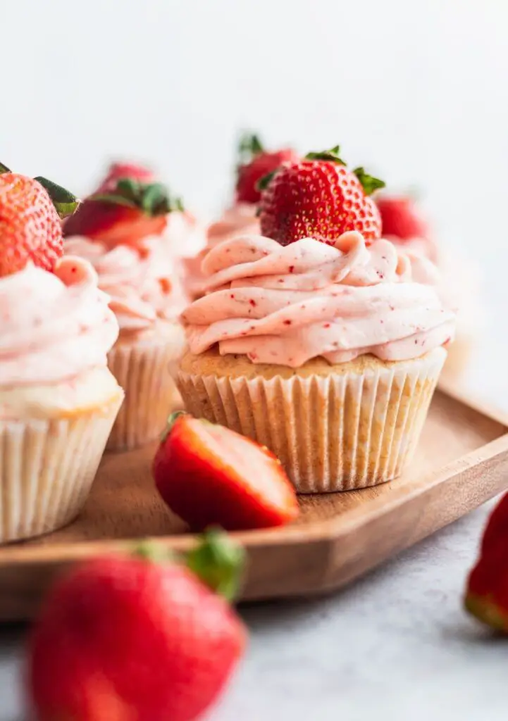 Strawberry-Filled Cupcakes