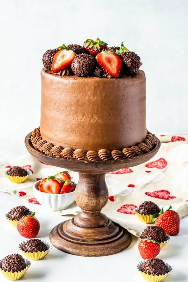 Strawberry Nutella Cake