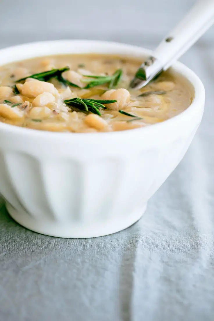 Slow Cooker Cannellini Bean Soup With Rosemary