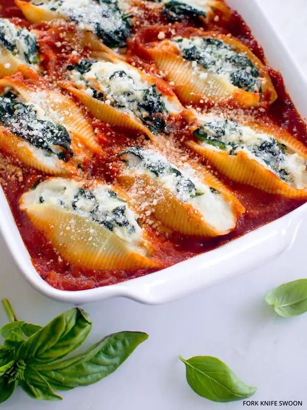 Spinach & Ricotta Stuffed Shells