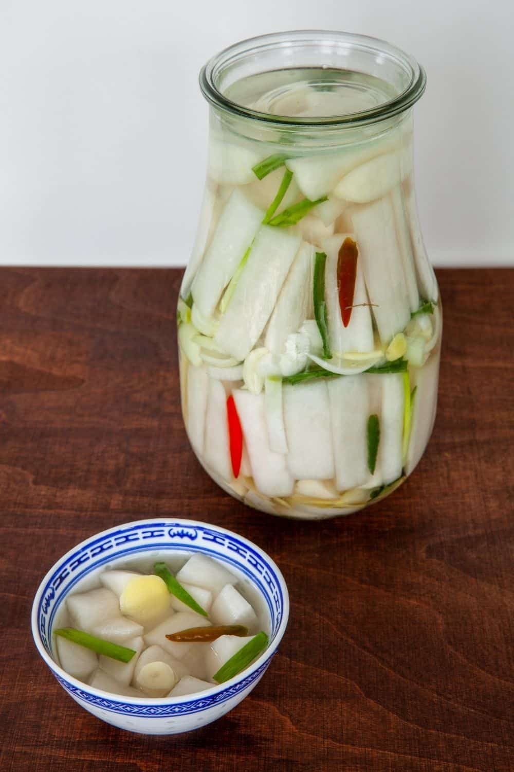 Pickled White Radishes