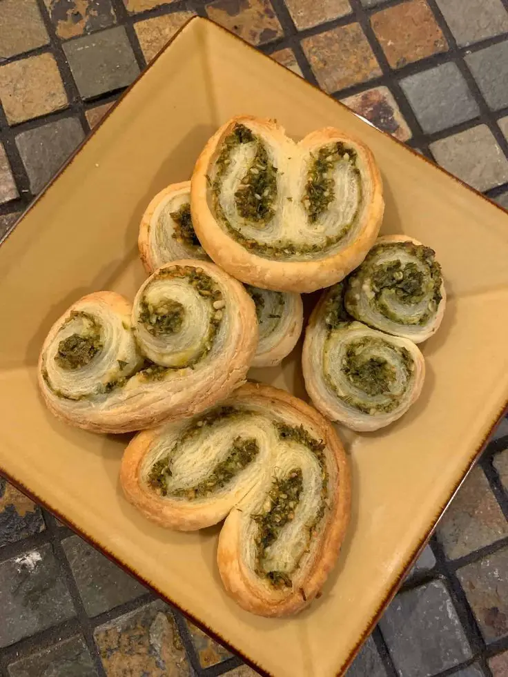 Pesto Palmiers