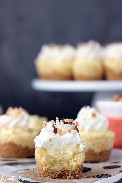 Coconut Cream Pie Cupcakes