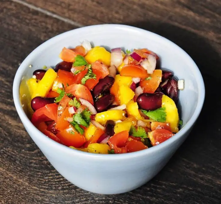 Fast Mango Bean Salsa