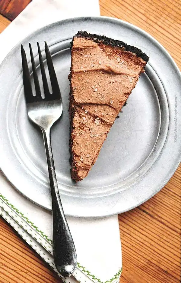 Bailey’s Salted Caramel Chocolate Pie Recipe