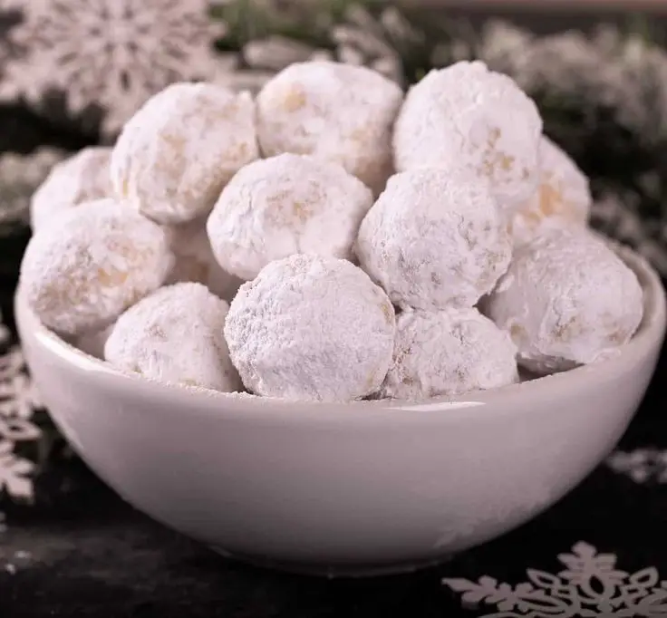 Cinnamon Snowball Cookies