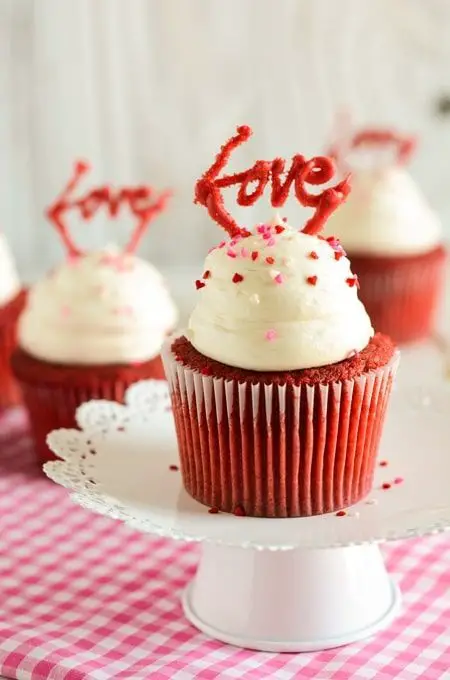 Red Velvet Cakelets