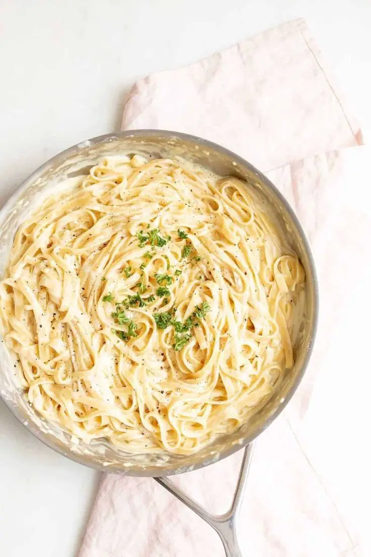 Fettuccine Alfredo