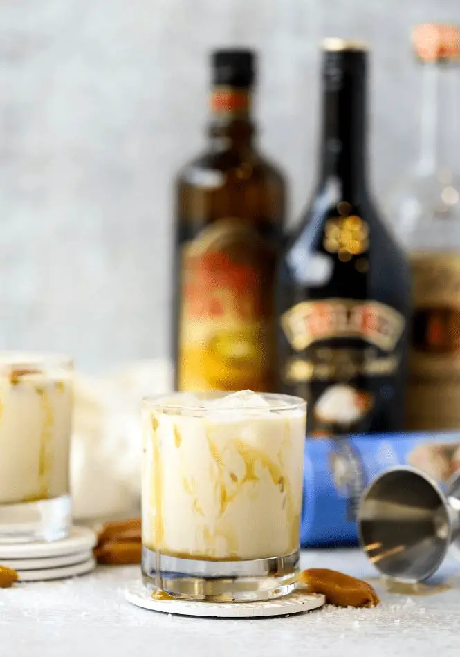 Salted Caramel Baileys White Russian