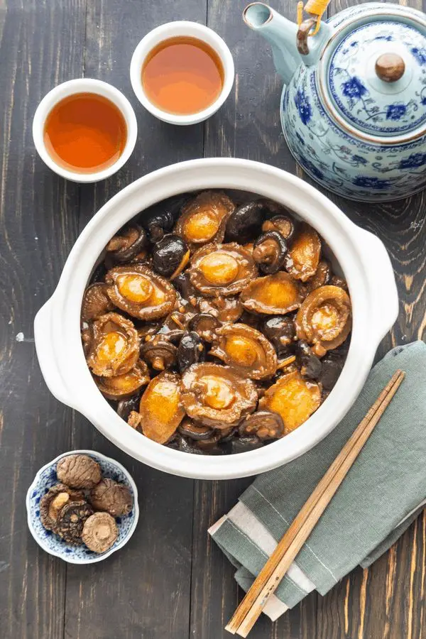 Braised Abalone With Mushrooms