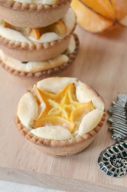 Treetop To Table: Taru Gardens At Sundy House: Starfruit Tartlets