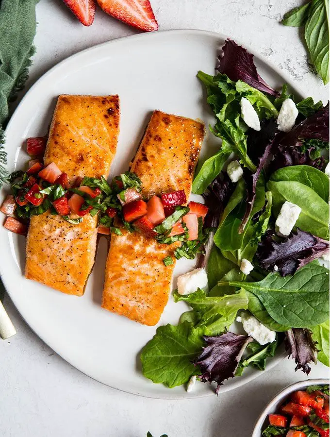 Salmon with Strawberry Basil Relish