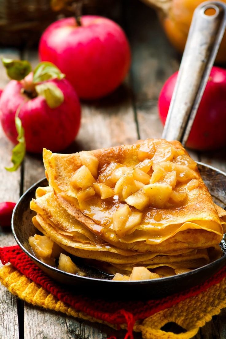 Cinnamon Apple Crepes