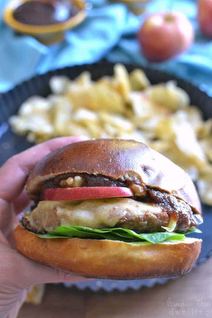 Cheddar Apple Turkey Burgers