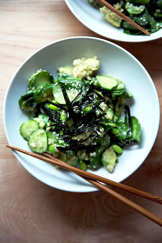 Sushi-Style Salad With Edamame And Spinach