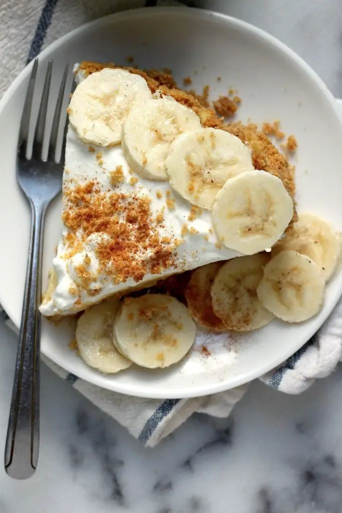 Boozy Banana Cream Pie