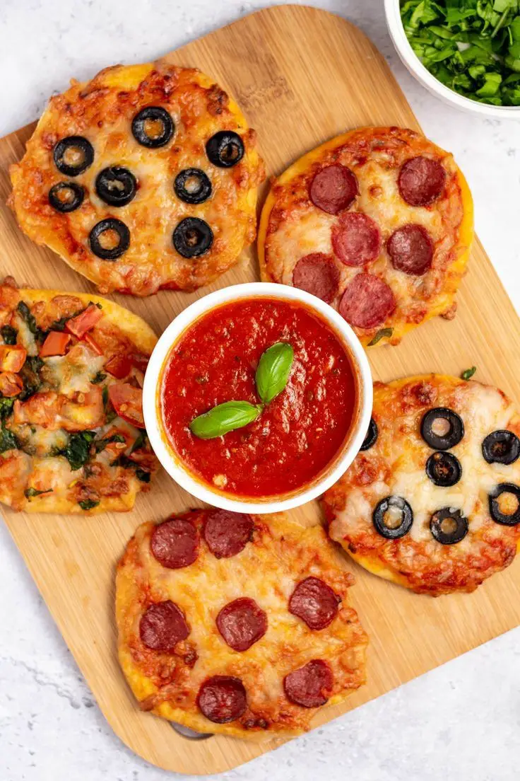 Easy Mini Pizzas