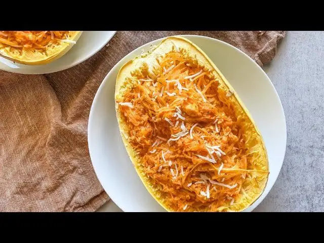 Buffalo Chicken Spaghetti Squash