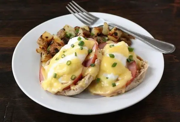 Eggs Benedict