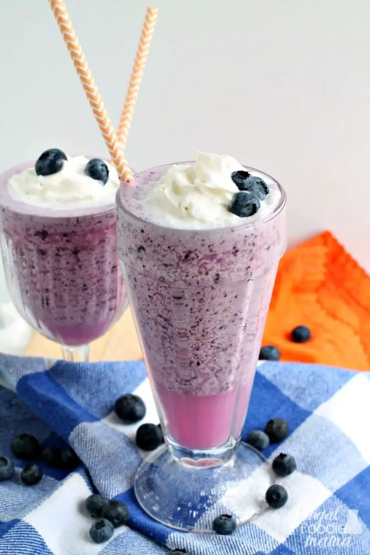 Blueberries & Cream Daiquiris