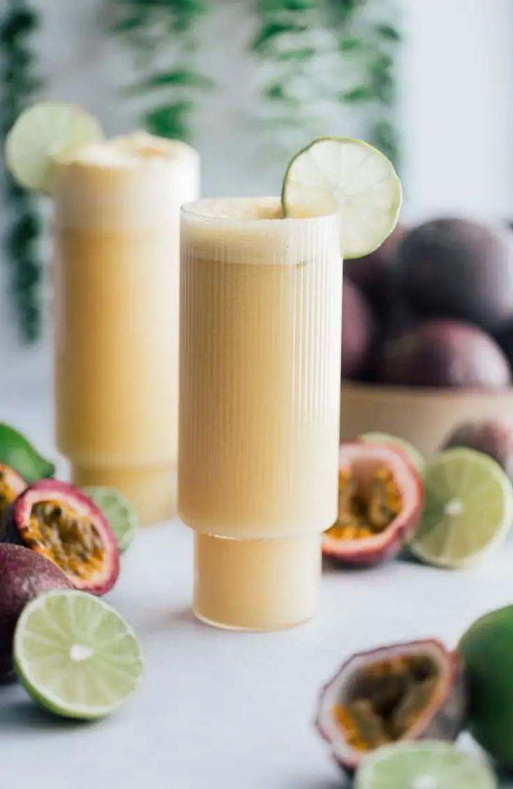 Passion Fruit Gin Fizz