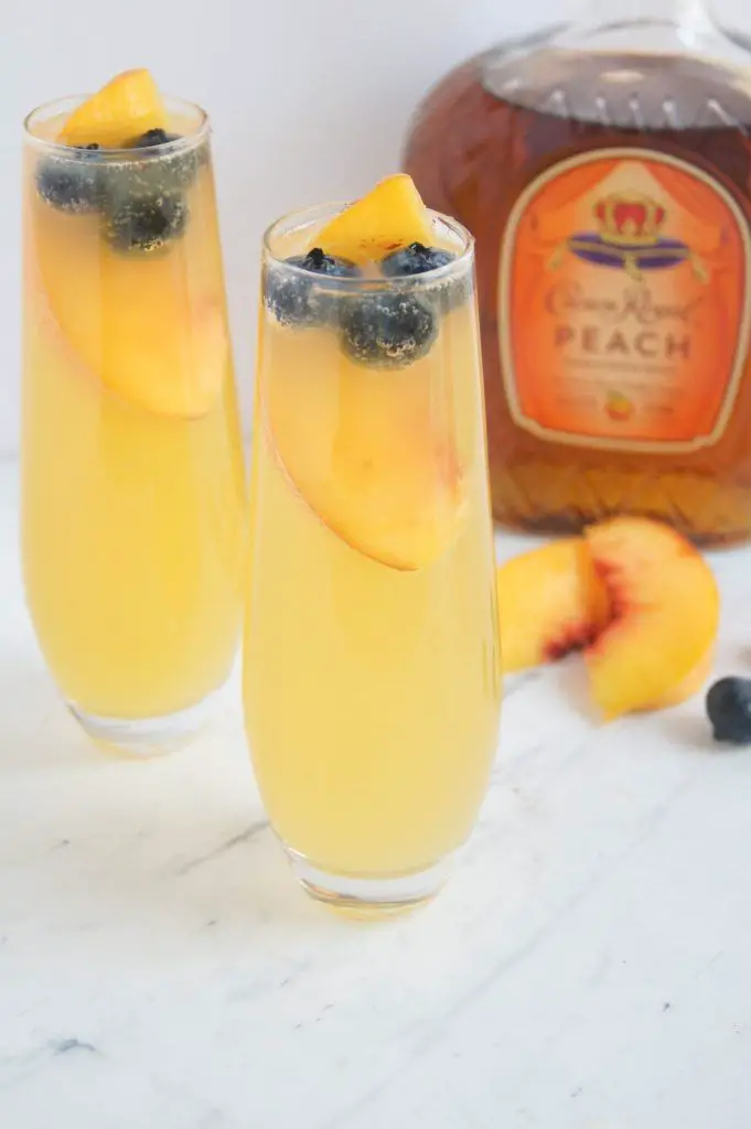 Royal Peach Fizz Cocktail