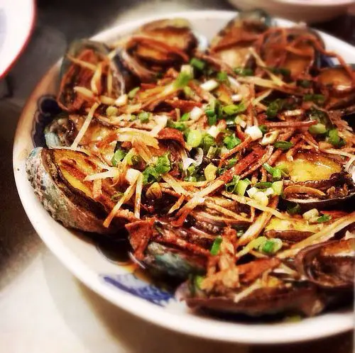 Abalone Steamed With Orange Peel