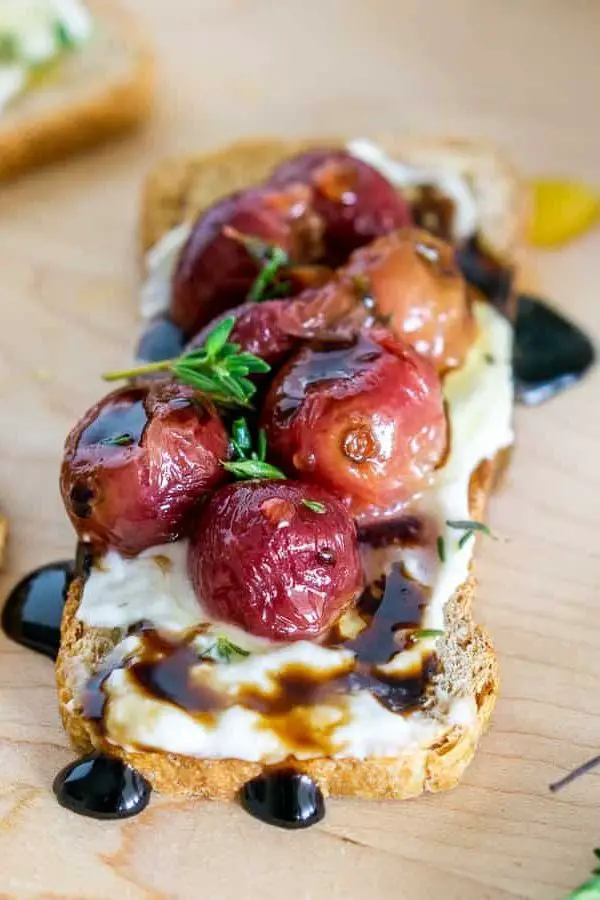 Blue Cheese Spread Crostini With Roasted Grapes