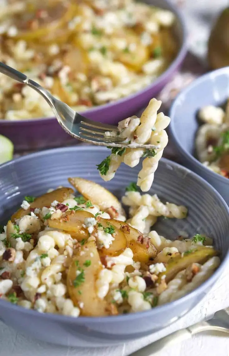 Gemelli Pasta With Caramelized Pears & Gorgonzola Sauce