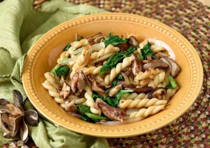 Pork & Shiitake Mushroom Pasta