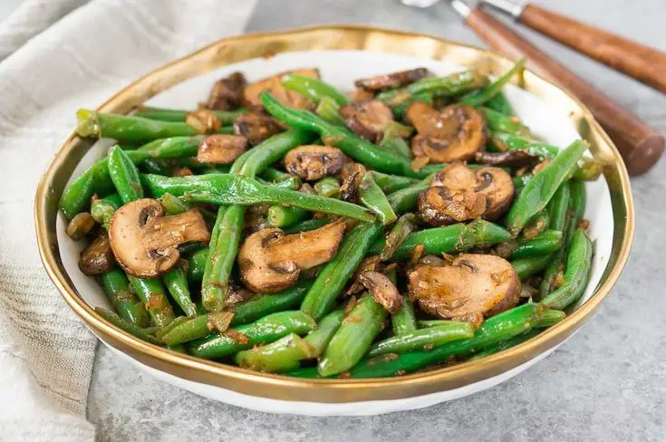 Green Beans And Mushrooms